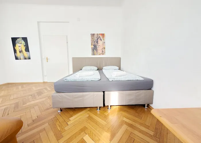 Charming - Close To Attractions Mz17a Apartment *